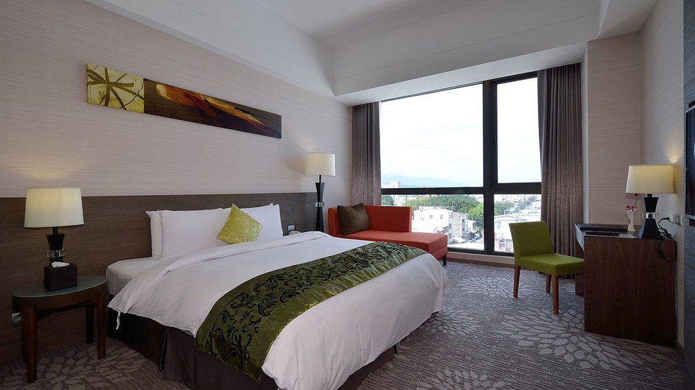 Hoya Hotel Taitung Bagian luar foto