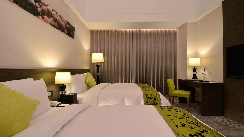 Hoya Hotel Taitung Bagian luar foto
